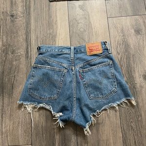 LEVI SHORTS